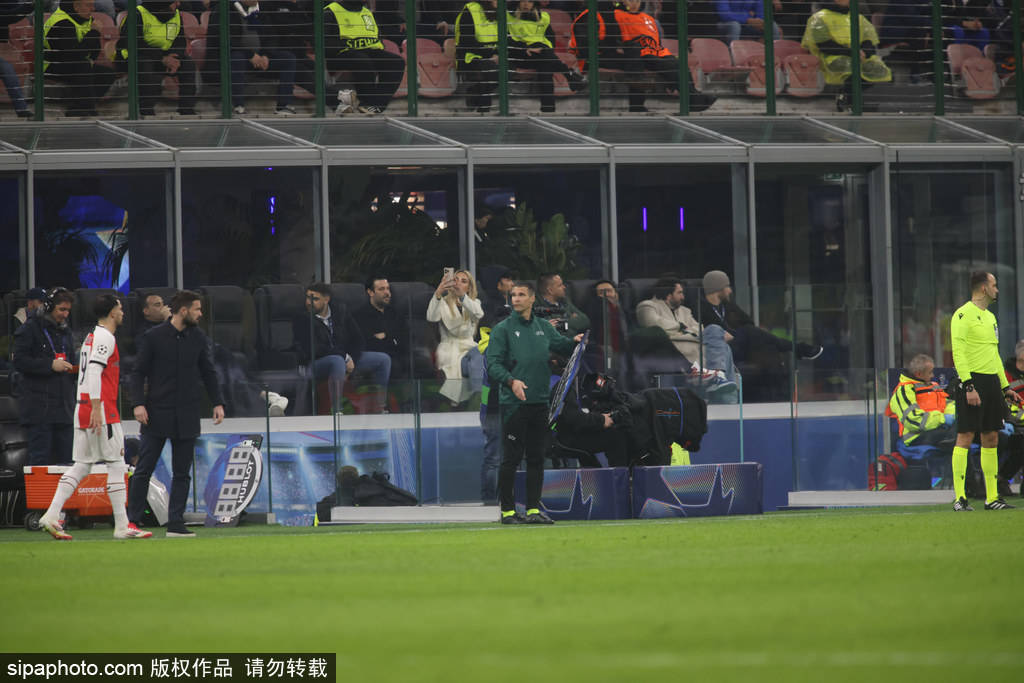 卡利亚里客场取胜,喜迎胜利的简单介绍 卡利亚里客场取胜,喜迎胜利的简单介绍