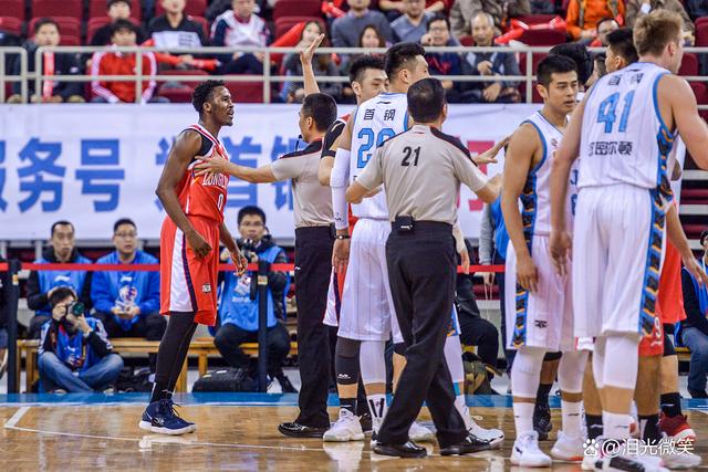 爱游戏app-北京首钢男篮在主场大胜重庆队