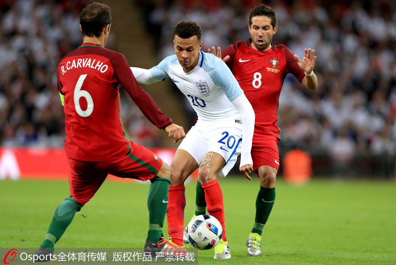 阿尔维斯热身赛大胜,预示新赛季实力突出 阿尔维斯热身赛大胜,预示新赛季实力突出