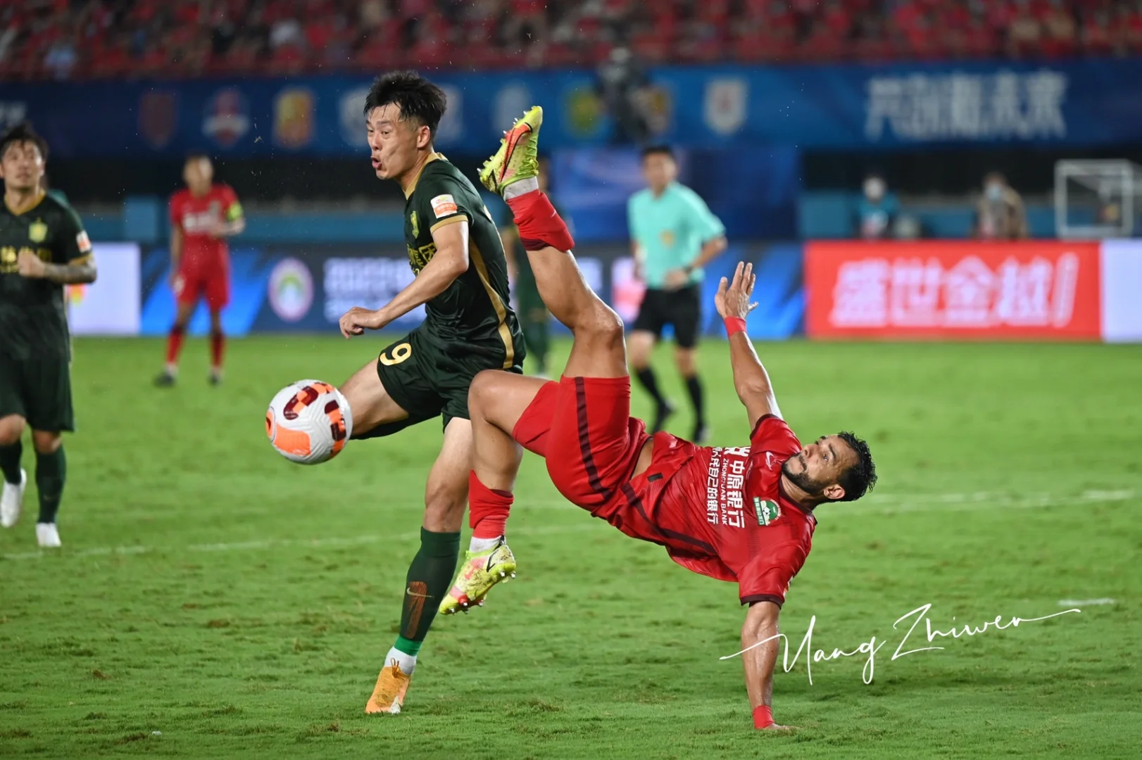 河南建业大胜河北华夏幸福，实力凸显的简单介绍