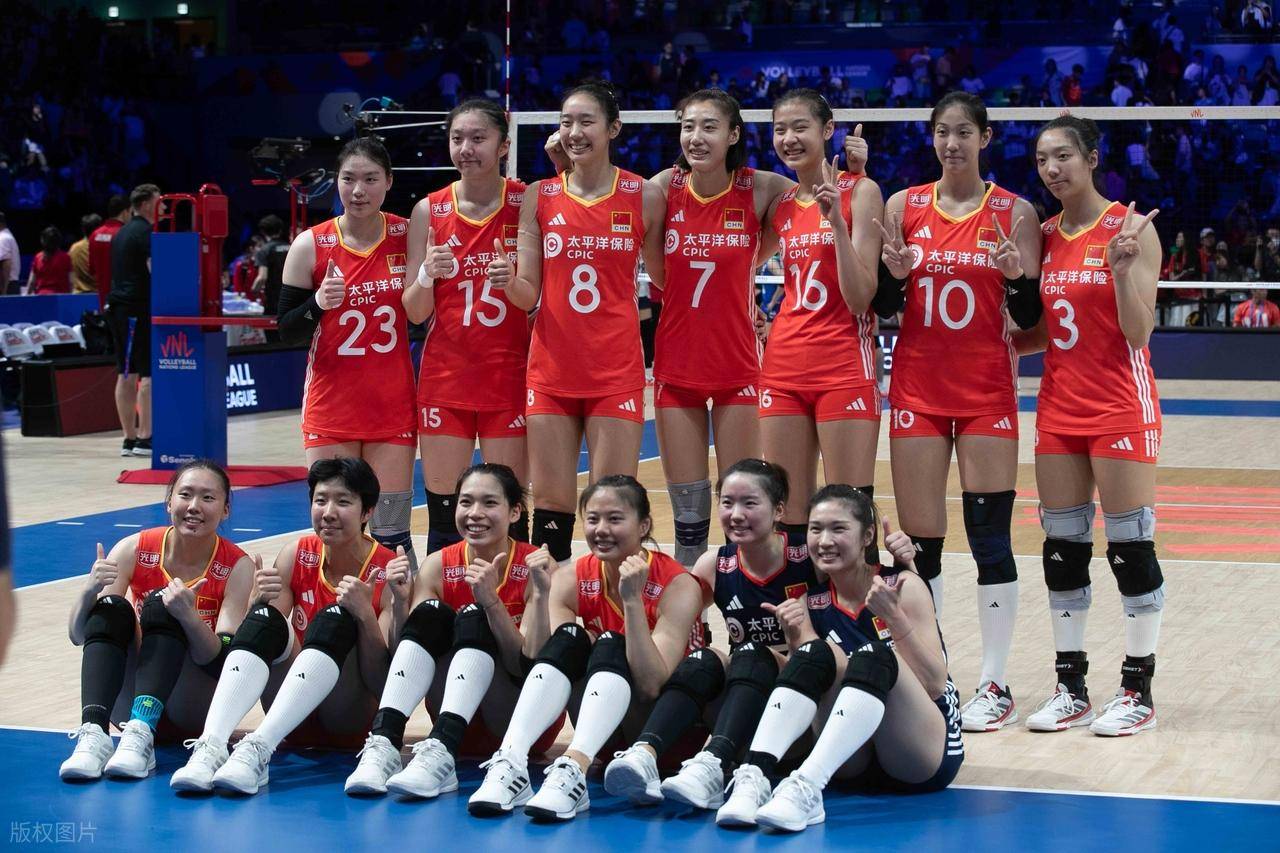 爱游戏网页版登录入口-荷兰不敌波兰，惨遭对手击败