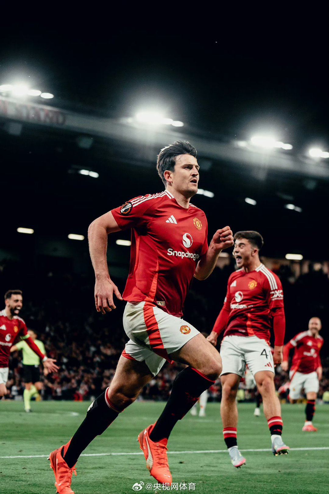 爱游戏体育官网-曼城对阵里昂，全队备战谋求最佳成绩的简单介绍