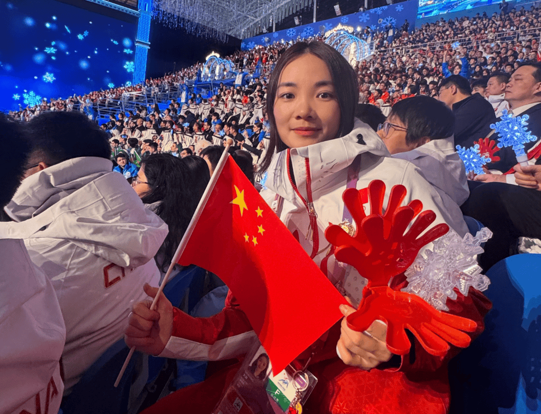 关于全力以赴：精英选手全力拼搏为冠军的信息