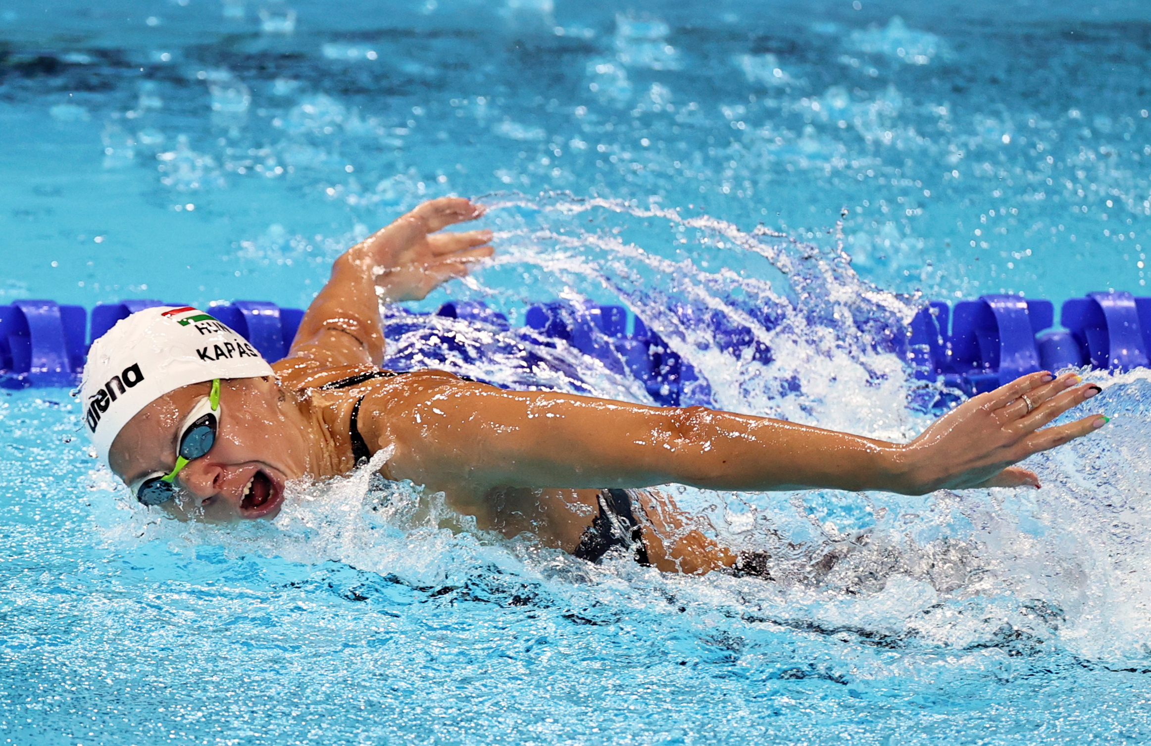 关于游泳蝶泳女子决赛选手速度惊人的信息 关于游泳蝶泳女子决赛选手速度惊人的信息