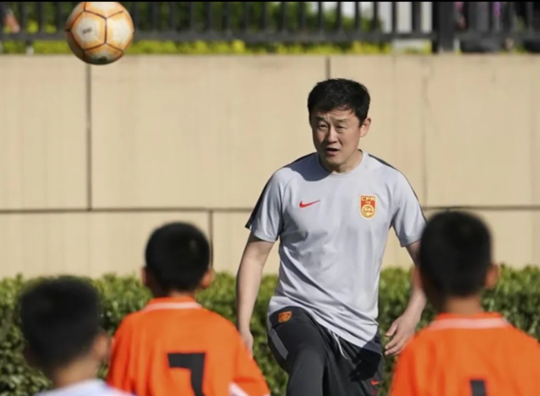 爱游戏在线登录-关于热那亚俱乐部计划进行青训营培训的信息