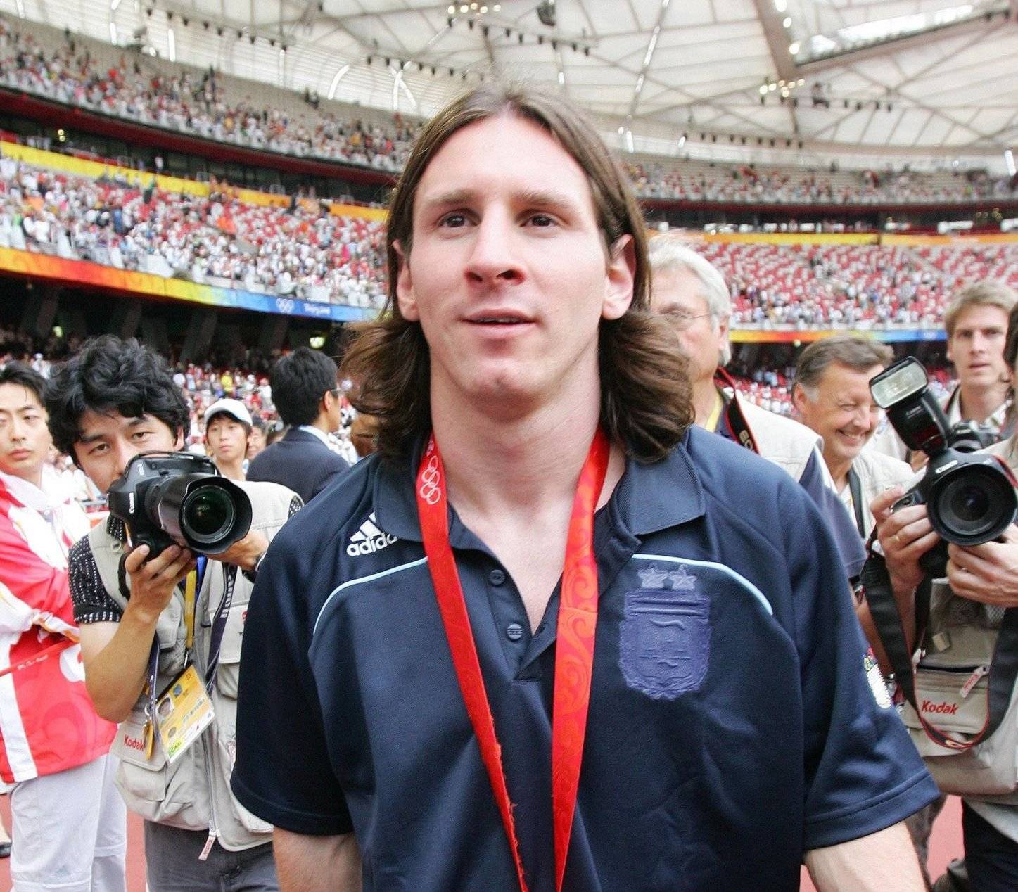 阿根廷选手获得男子足球金牌 阿根廷选手获得男子足球金牌