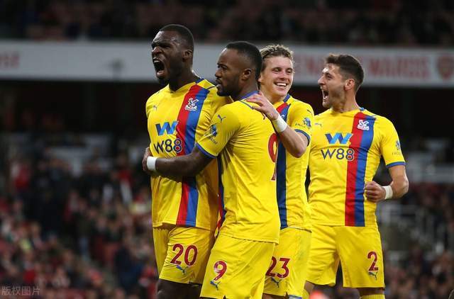 包含奥格斯堡寻求胜利,保持不败战绩的词条 包含奥格斯堡寻求胜利,保持不败战绩的词条