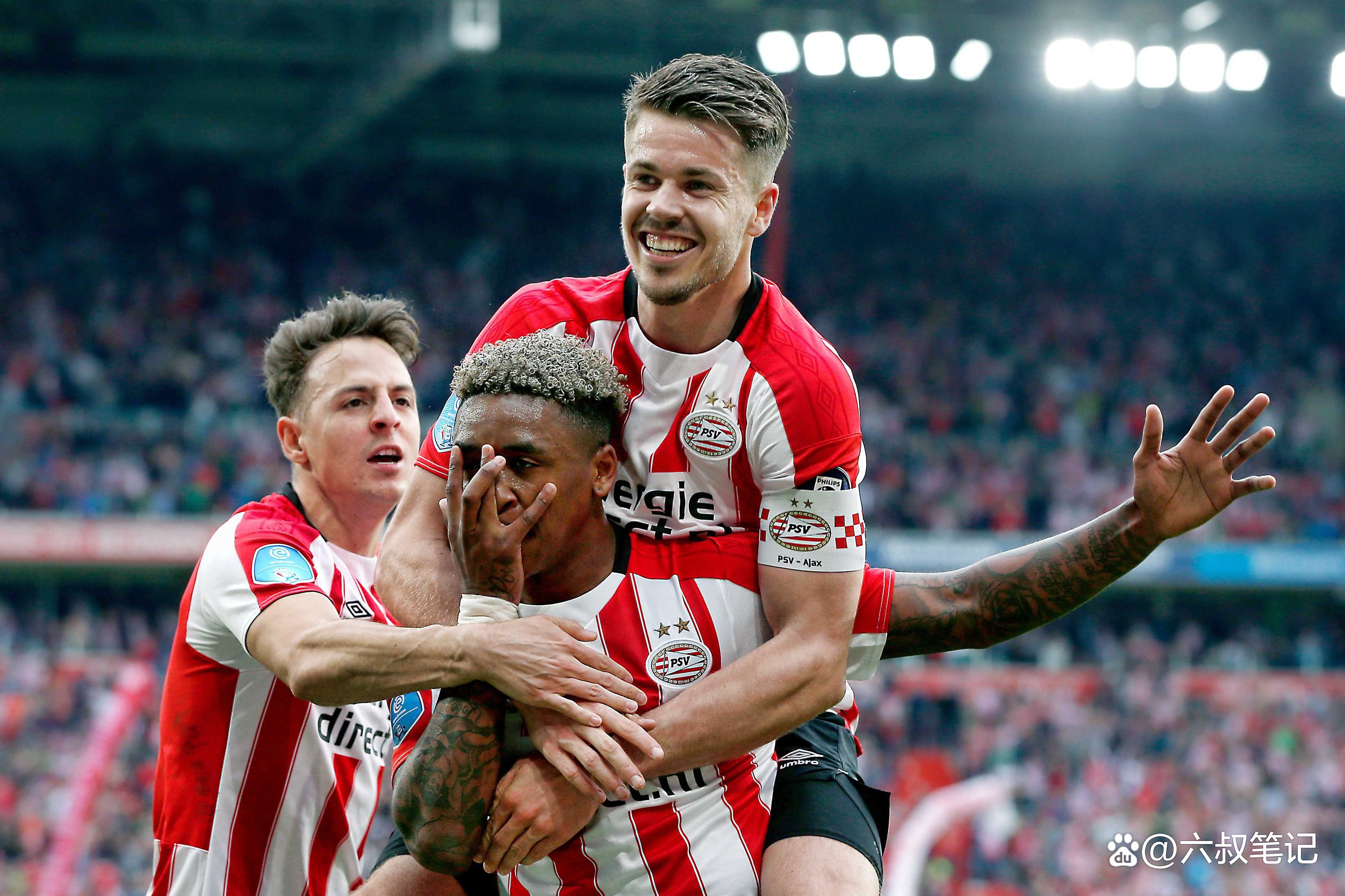 荷甲联赛气氛热烈，吸引球迷狂欢