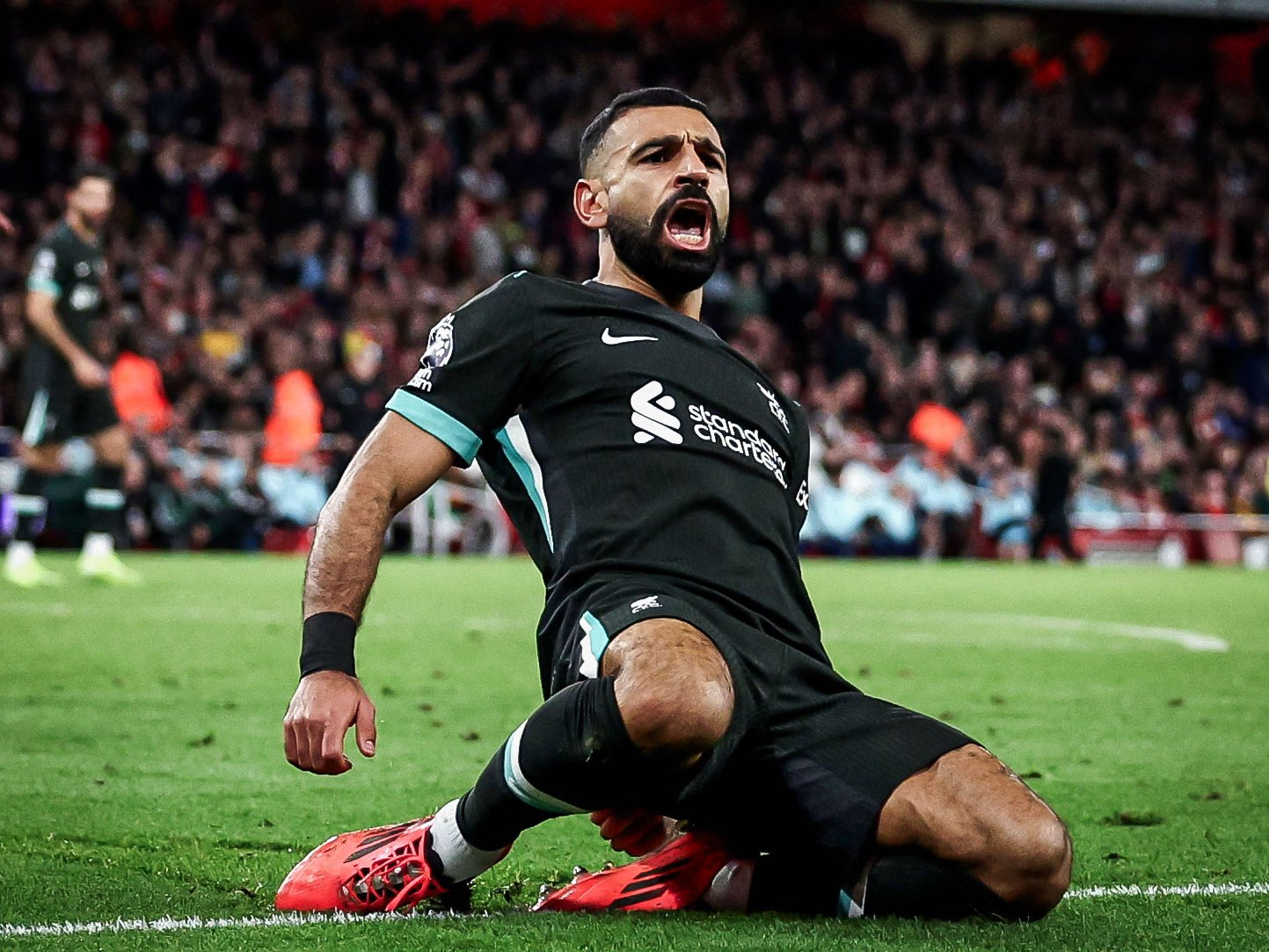 斯旺西客场逆转战胜，逼近英超前十的简单介绍