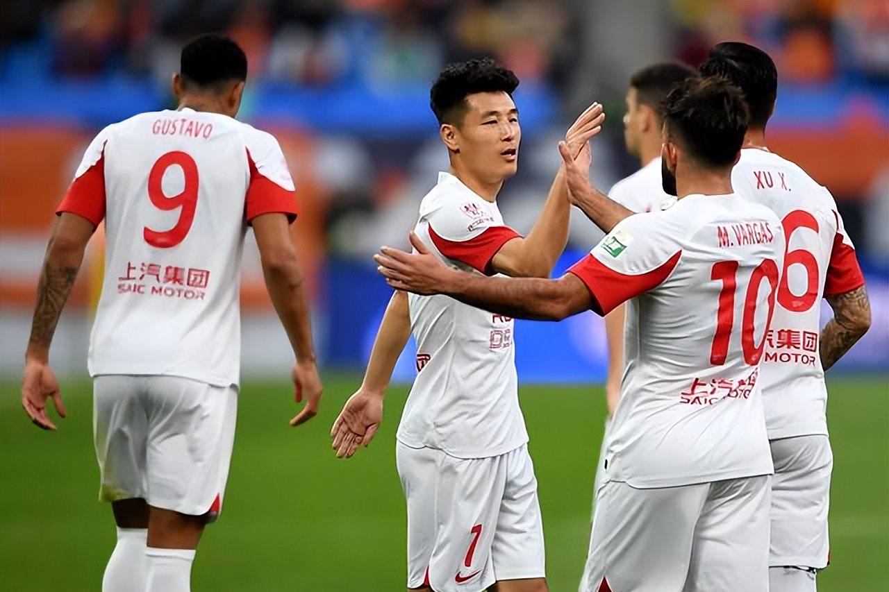 爱游戏体育网站-比赛精彩纷呈，球迷狂热追看实时更新的简单介绍