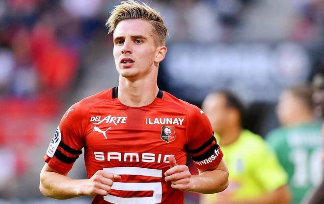 爱游戏官方入口-关于雷恩球员表现出色，主场一波三连胜的信息