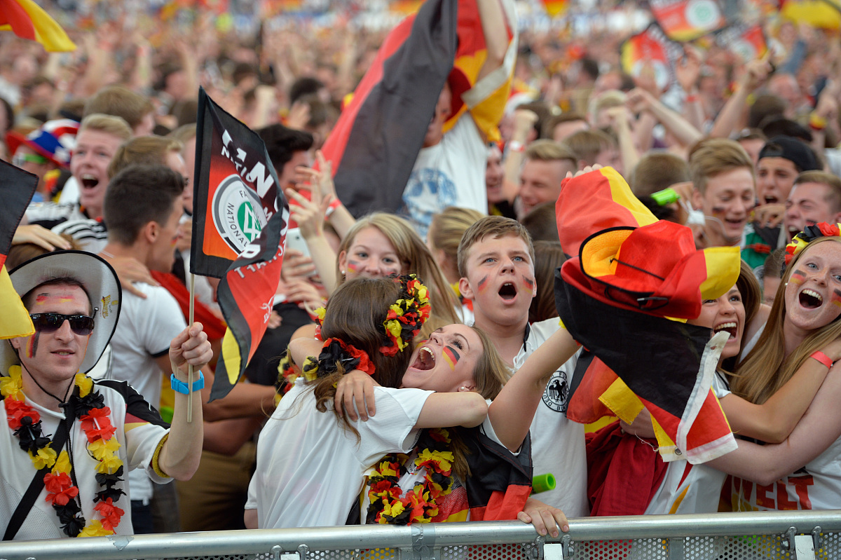 爱游戏-关于德国与英格兰战平憾失晋级的信息