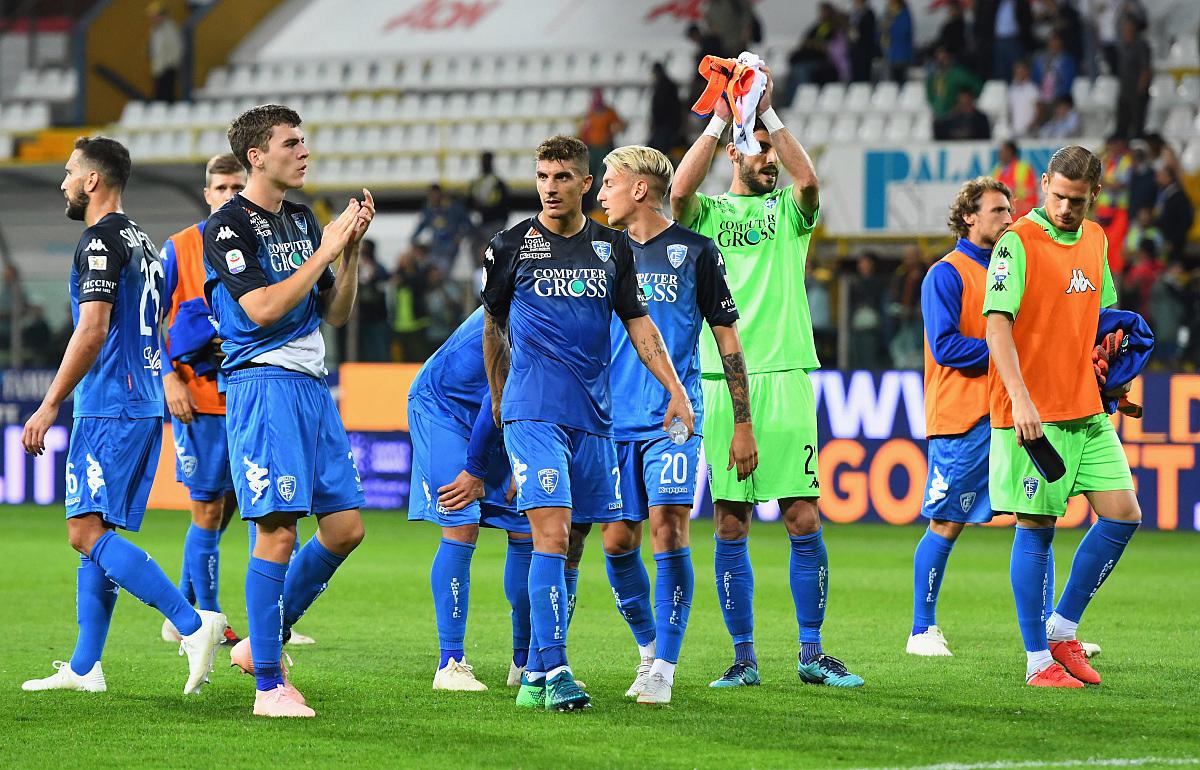 包含蒙彼利埃客场战平对手，保持不败纪录的词条