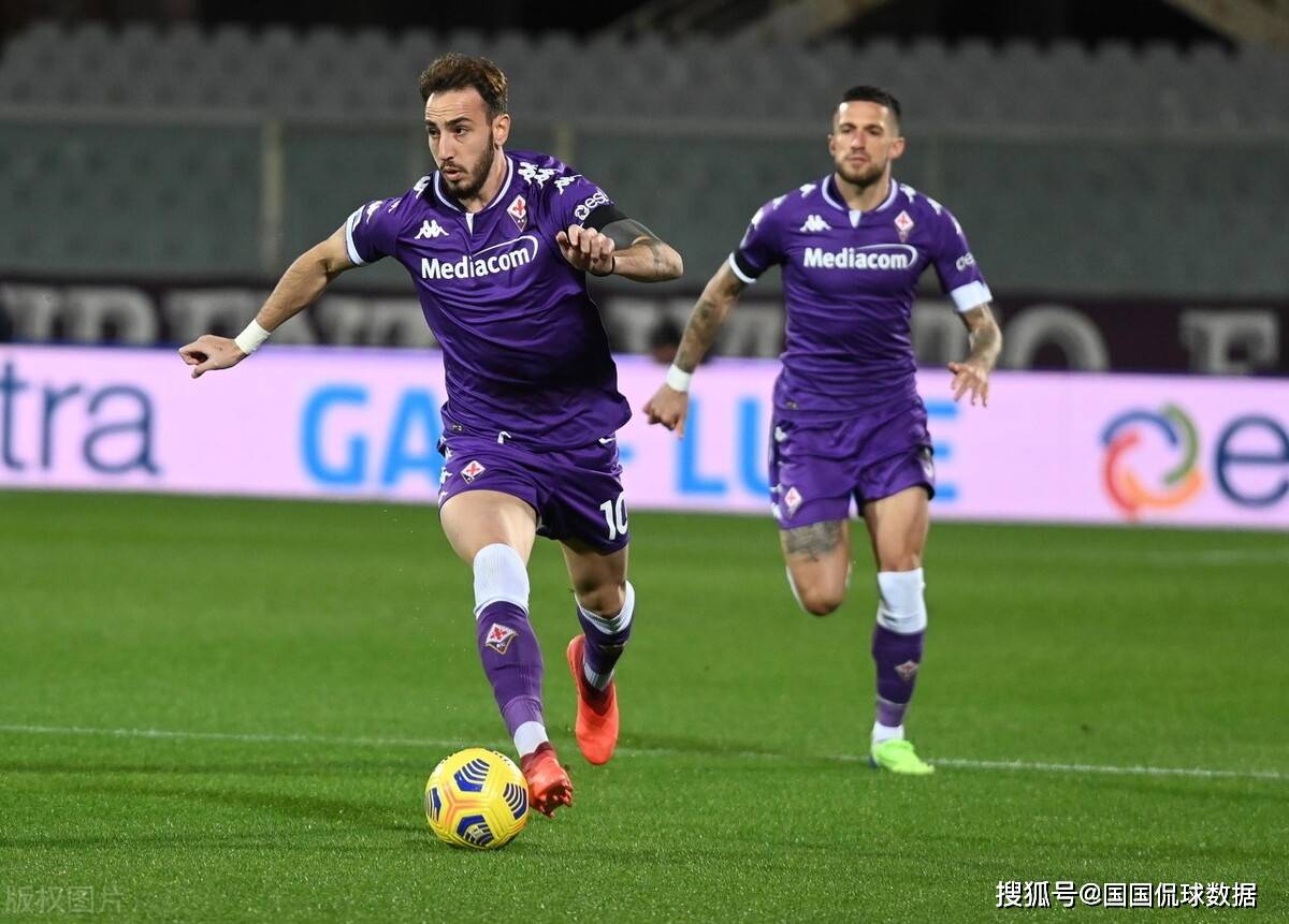 爱游戏体育链接-包含克罗托内主场击败斯帕尔，助力保级希望的词条