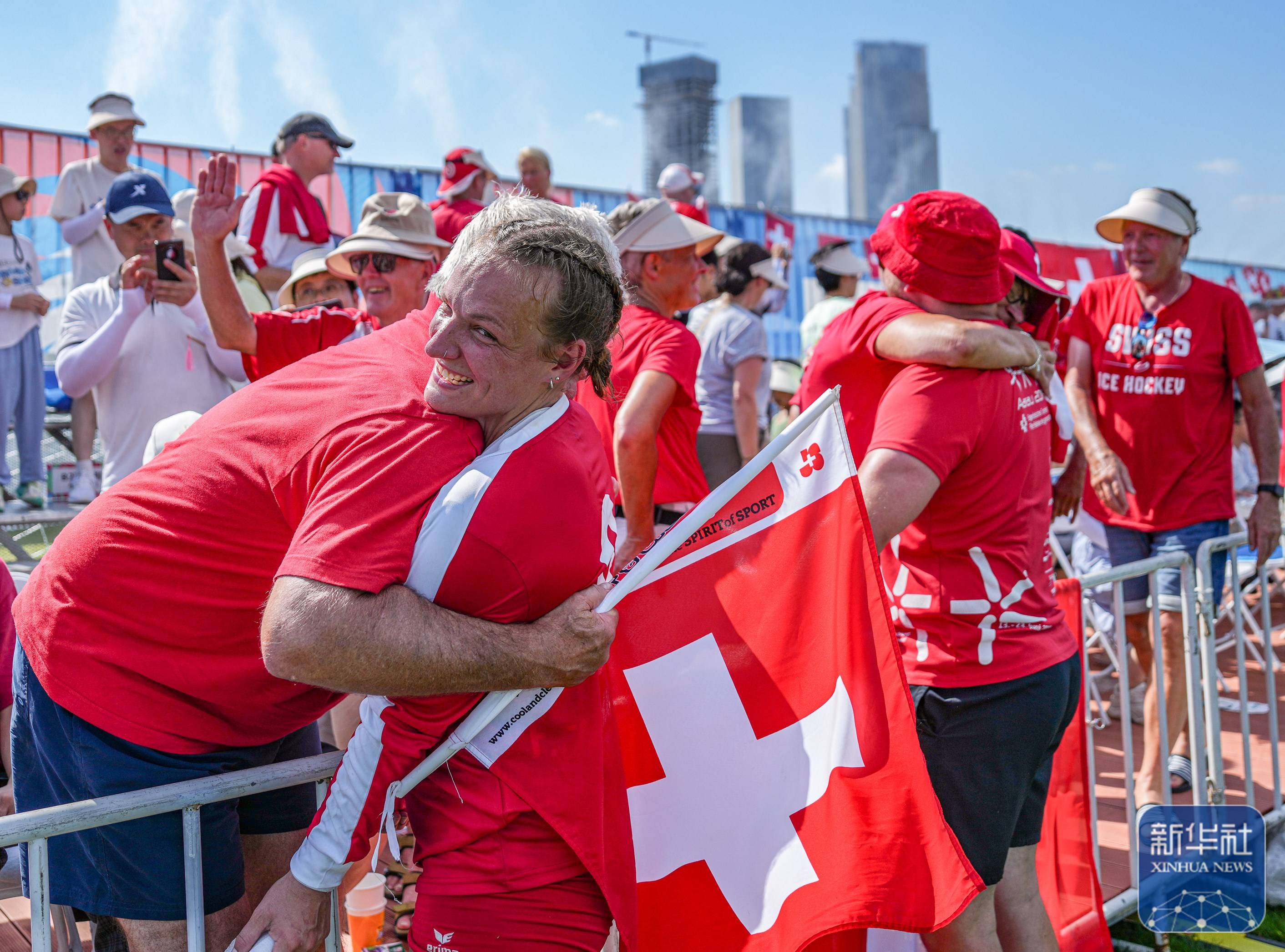 爱游戏登录入口-瑞士女足队在比赛中取得胜利