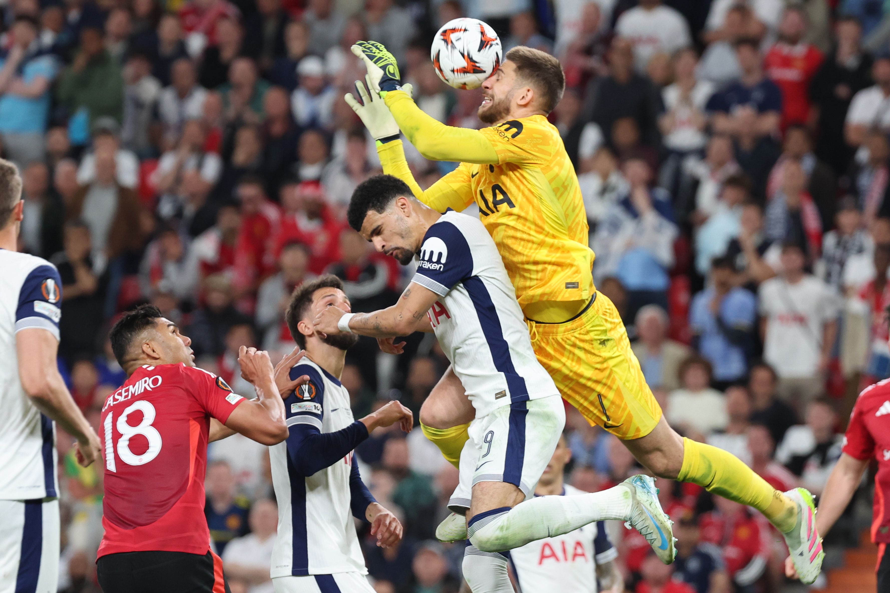 包含精彩瞬间:球员完成关键进球的词条 包含精彩瞬间:球员完成关键进球的词条