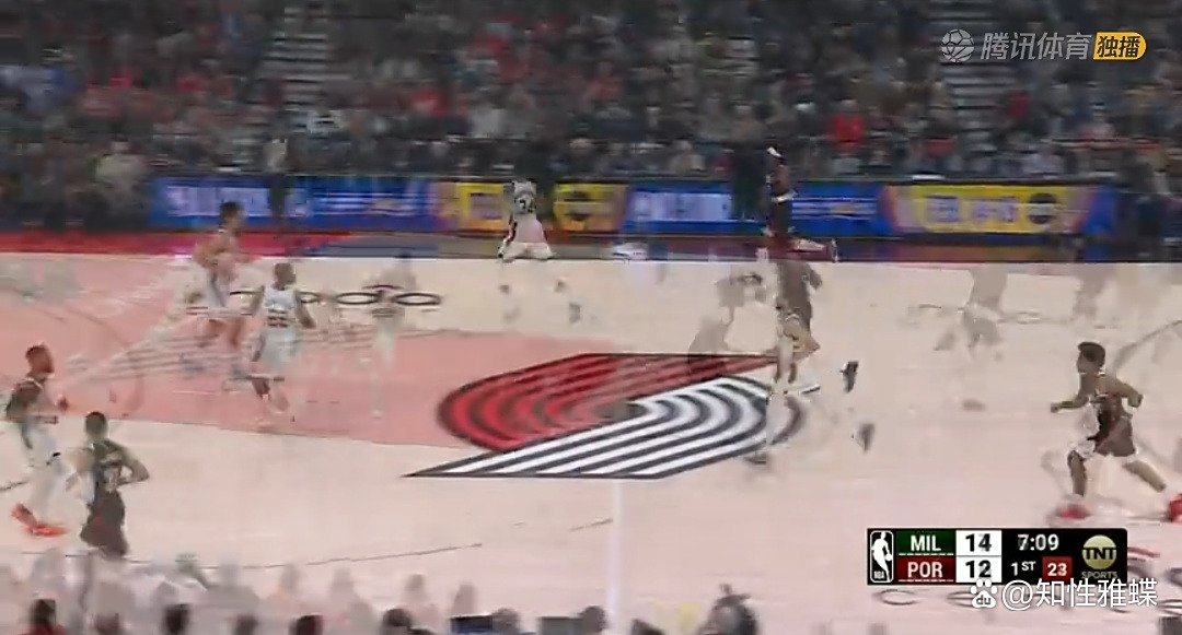 爱游戏官网网页版入口-开拓者惨败雷霆，近期表现不佳