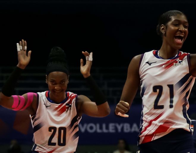 东亚传统劲旅在国际赛场上相遇 东亚传统劲旅在国际赛场上相遇